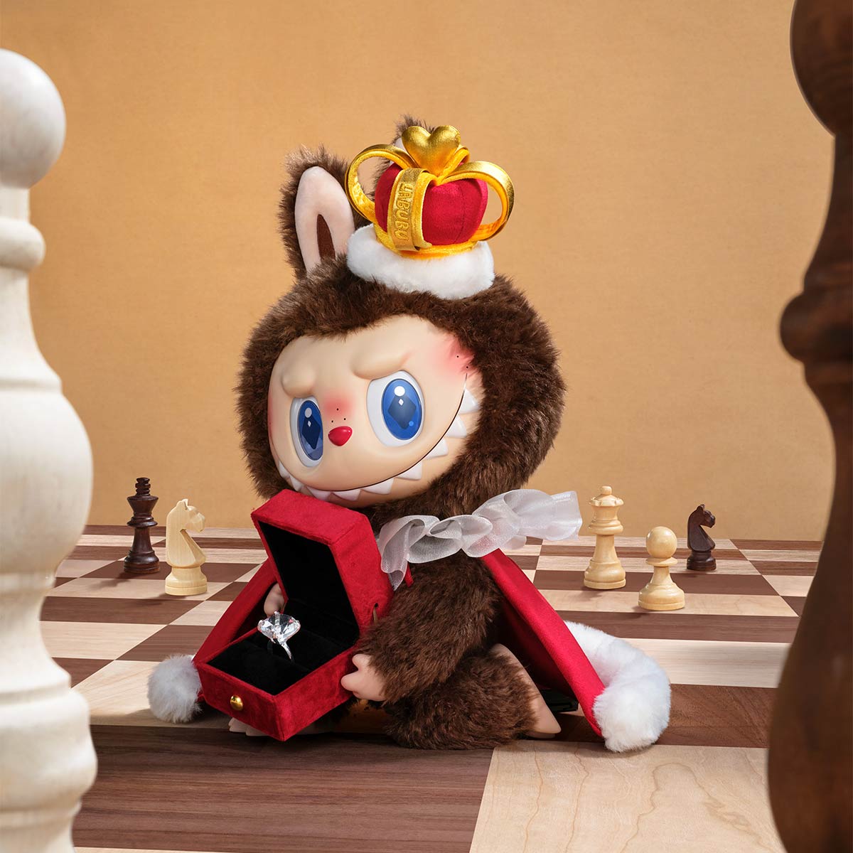 Peluche Labubu Vinyl Plush Doll –  Let’s Checkmate Series